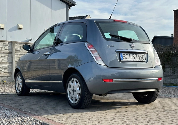 Lancia Ypsilon cena 11900 przebieg: 152300, rok produkcji 2008 z Kalwaria Zebrzydowska małe 232